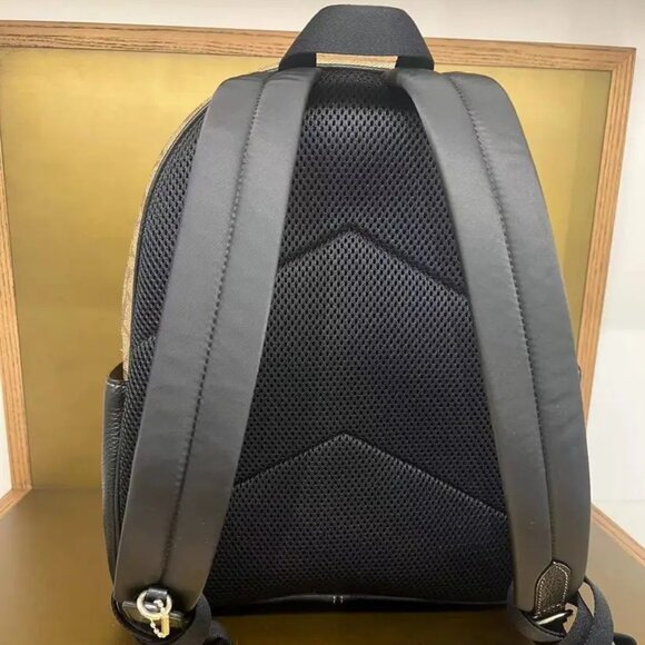 DISNEY VILLAIN COLLECTIBLE COACH BACK PACK WITH PATCHES - Picture 2 of 5